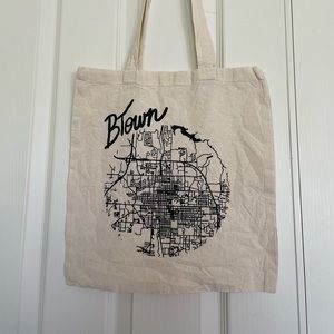 B town tote
